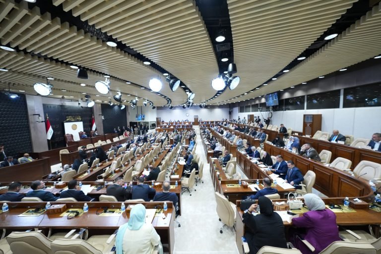 الجلسة الخامسة عشرة